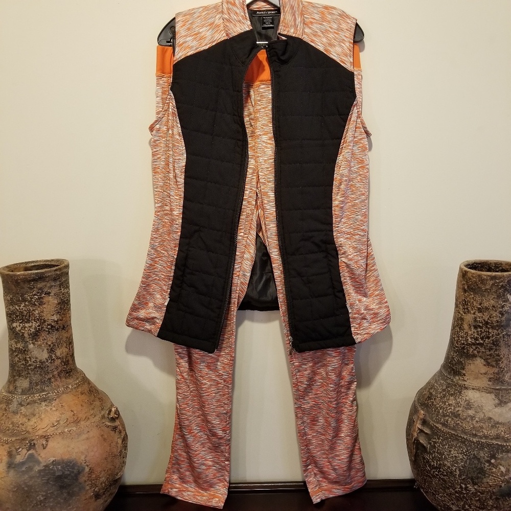 Ashley Stuart Sport Vest (14/16) & Leggings (18/20
